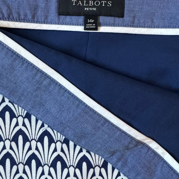 Talbots Navy and White Patterned Pencil Skirt - Picture 2 of 5